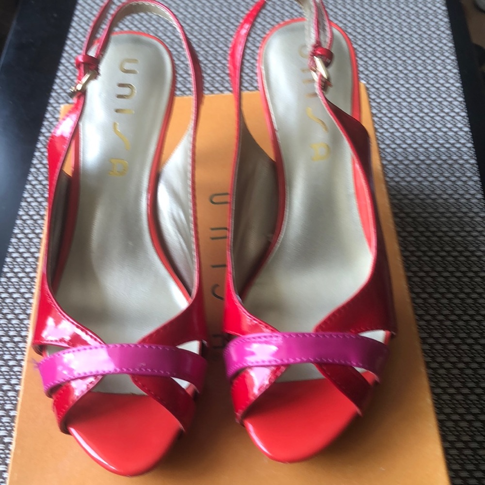 Unisa 5.5 Platfrorm Heel Sandal